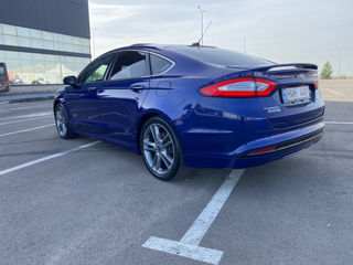 Ford Fusion foto 3