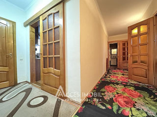 Casă! Dumbrava, str. Florilor, 104m2 + 6 ari! foto 9