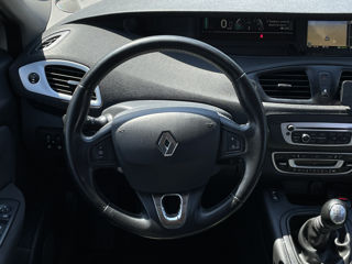 Renault Scenic foto 12