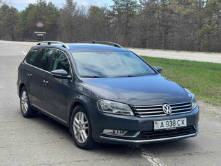 Volkswagen Passat foto 3