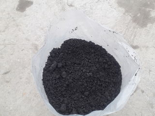 Pamant negru , pamant cernut , чернозём , чернозём сеянный , чернозём лесной в мешках. foto 1