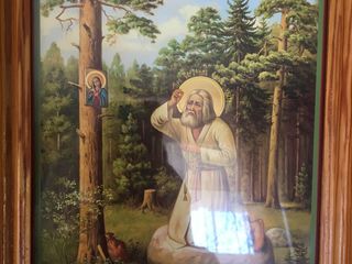 Icoana nouă Serafim Sarovski cu rama din lemn natural, 500 lei. Este adusă de la o biserică din Ukra foto 2