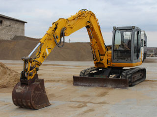 Se vinde Excavator New Holland E80 MSR 2004 foto 1