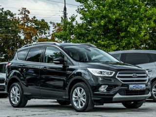 Ford Kuga foto 4