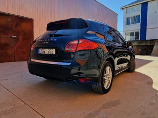 Porsche Cayenne foto 4