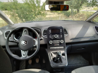 Renault Grand Scenic foto 6