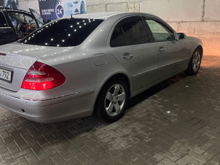 Mercedes E-Class foto 3