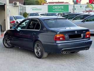 BMW 5 Series foto 3