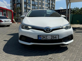 Toyota Auris foto 2