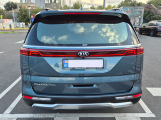 KIA Carnival foto 5