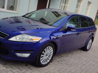 Ford Mondeo foto 4