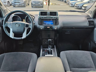 Toyota Land Cruiser Prado foto 8