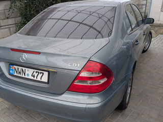 Mercedes E-Class foto 4