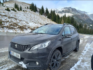 Peugeot 2008 фото 1