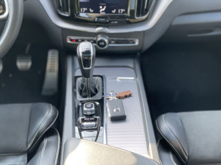 Volvo XC60 фото 17