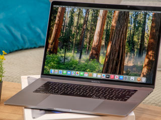 Macbook Pro 15 2019/ Core I7 9750H/ 16Gb Ram/ Radeon Pro 555X/ 500Gb SSD/ 15.4" Retina/ 313Cycles!! foto 3