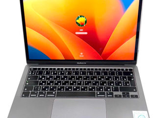 Apple MacBook Air 13 2020