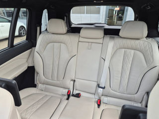 BMW X7 foto 16