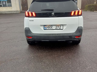 Peugeot 5008 foto 5