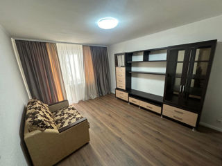 Apartament cu 2 camere, 57 m², Buiucani, Chișinău foto 1