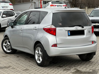 Toyota Verso-S foto 3