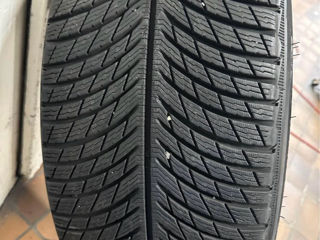 Michelin 285 40 22