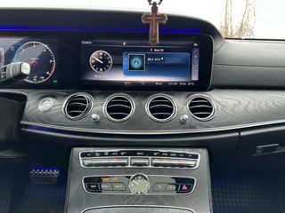 Mercedes E-Class foto 11