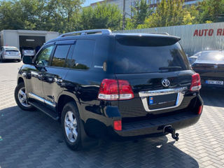 Toyota Land Cruiser foto 3