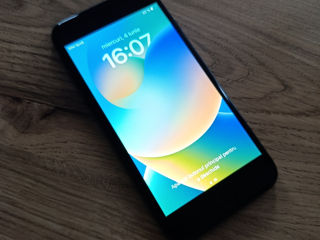 iPhone 8 foto 0