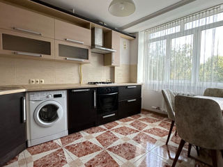 Apartament cu 3 camere, 80 m², Botanica, Chișinău foto 5