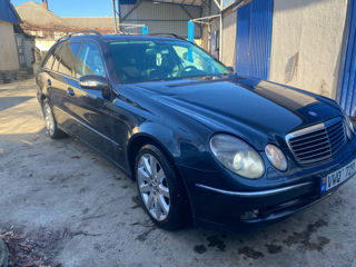 Mercedes E-Class foto 4