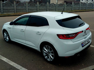 Renault Megane foto 2