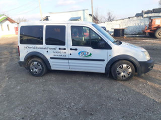 Ford Transit Connect foto 2