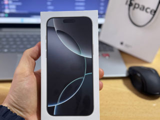 iPhone 16 pro max white foto 2