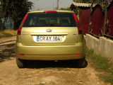 Ford Fiesta foto 2