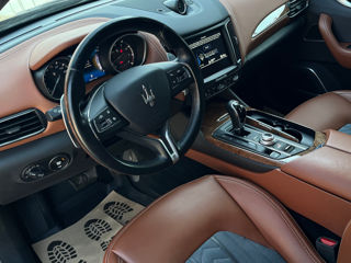 Maserati Levante foto 15