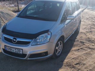 Opel Zafira foto 6