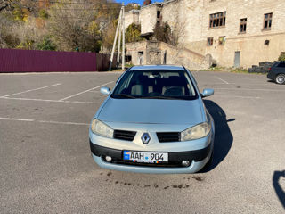 Renault Megane foto 2