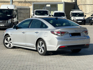 Hyundai Sonata foto 5