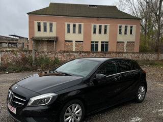 Mercedes A-Class foto 2