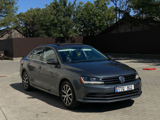 Volkswagen Jetta foto 1