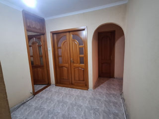 Apartament cu 2 camere, 58 m², Botanica, Chișinău foto 7