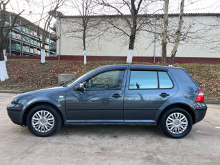 Volkswagen Golf foto 5