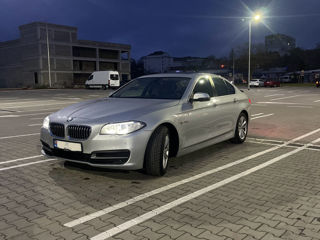 BMW 5 Series foto 3