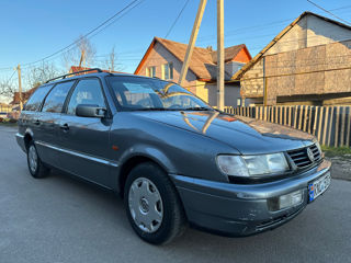 Volkswagen Passat foto 6