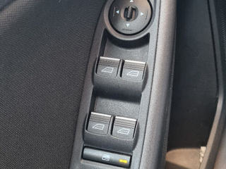 Ford Focus фото 6