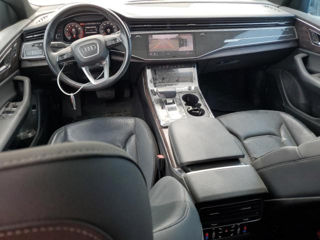 Audi Q8 foto 8