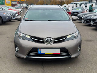 Toyota Auris foto 3