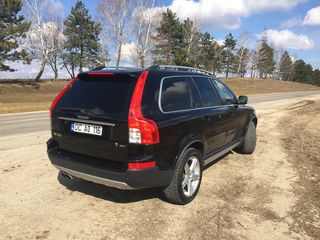 Volvo XC90 foto 1