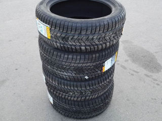 255 45 R20 Pirelli foto 2